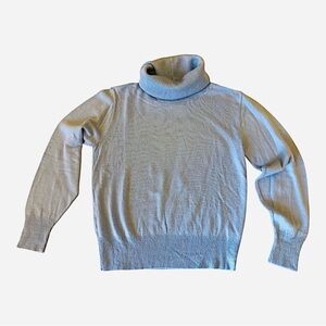 Vintage Women’s Light Blue Turtleneck Sweater